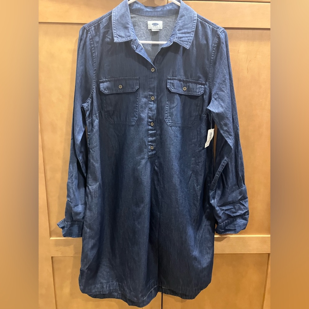 Chambray dress NWT medium
